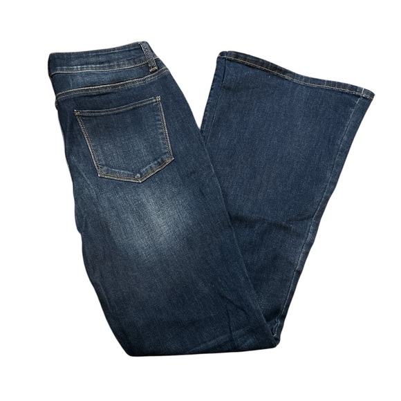 Maurices Flare Jeans - Picture 2 of 4